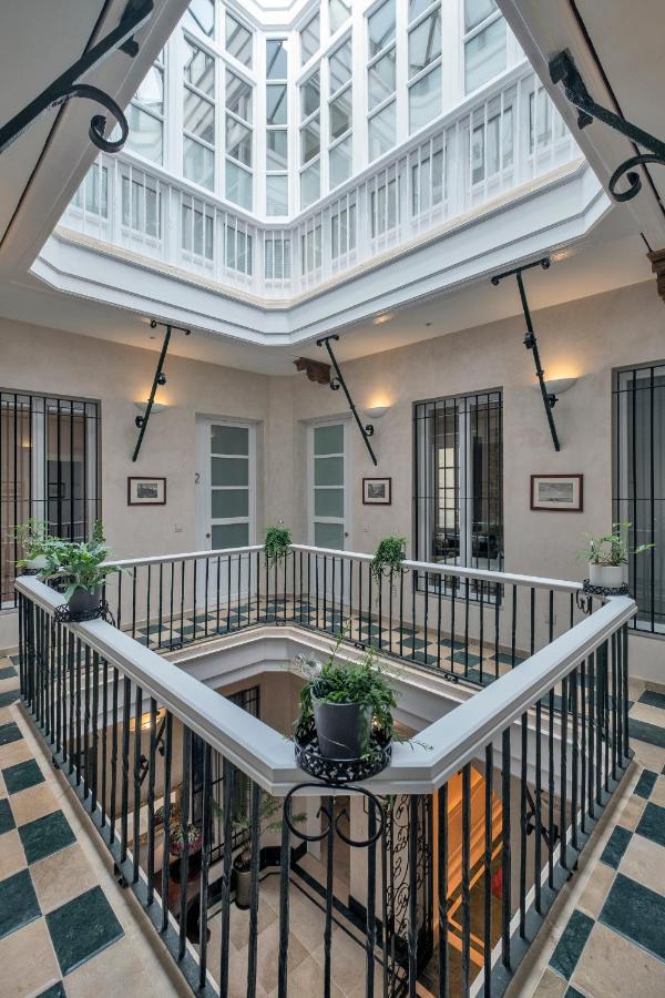Gadir Suites Cádiz Exteriör bild